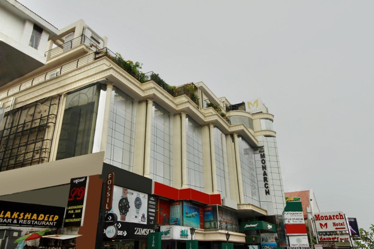 Monarch Brigade Road Hotel Бангалор Екстериор снимка